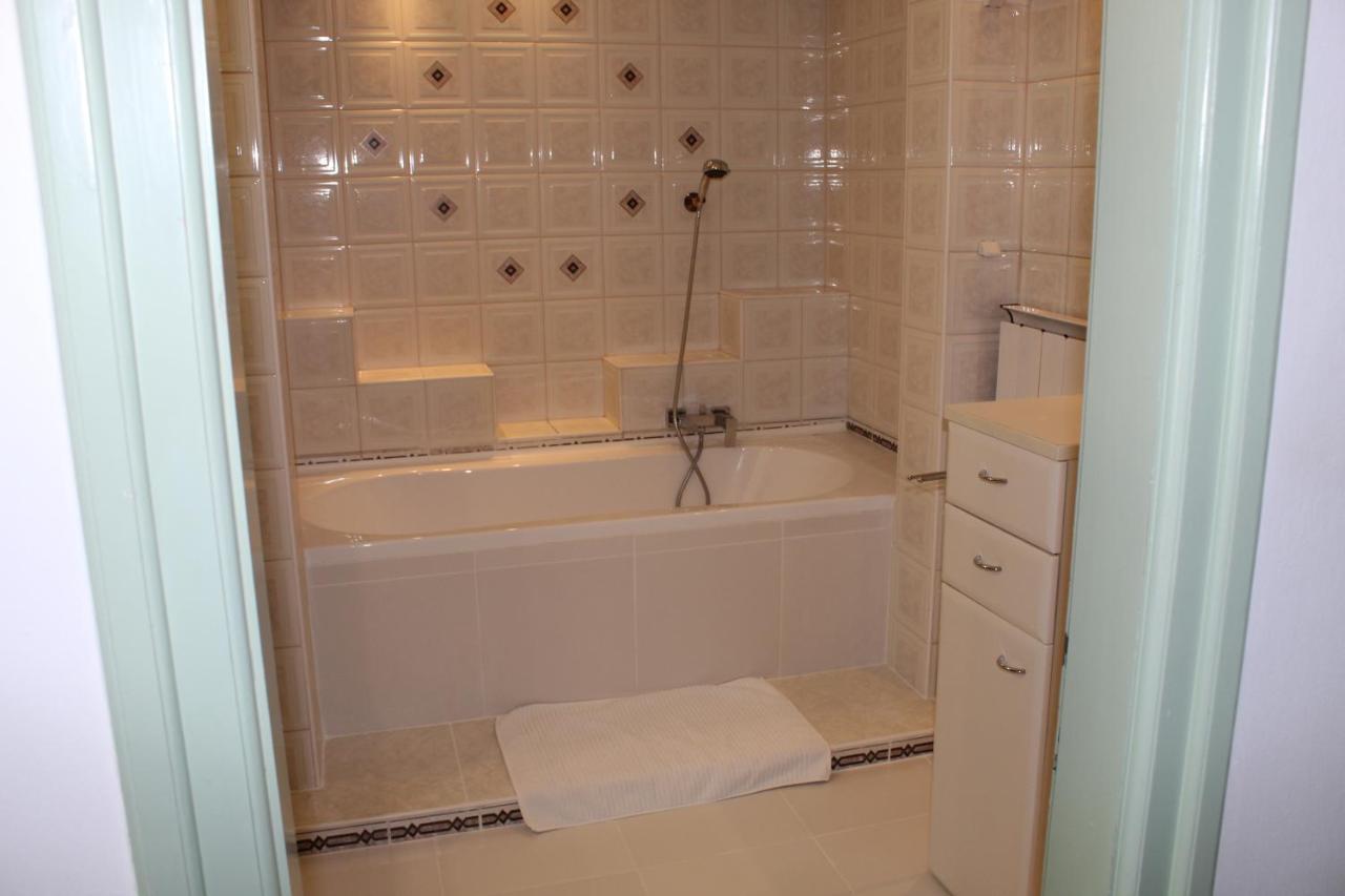Sunny House Apartman Szeged Ngoại thất bức ảnh