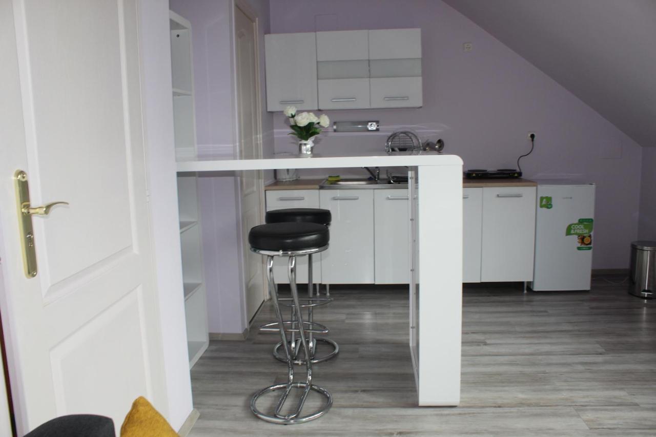 Sunny House Apartman Szeged Ngoại thất bức ảnh
